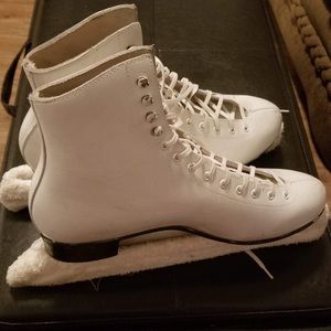 Riedell Vintage Ice Skates